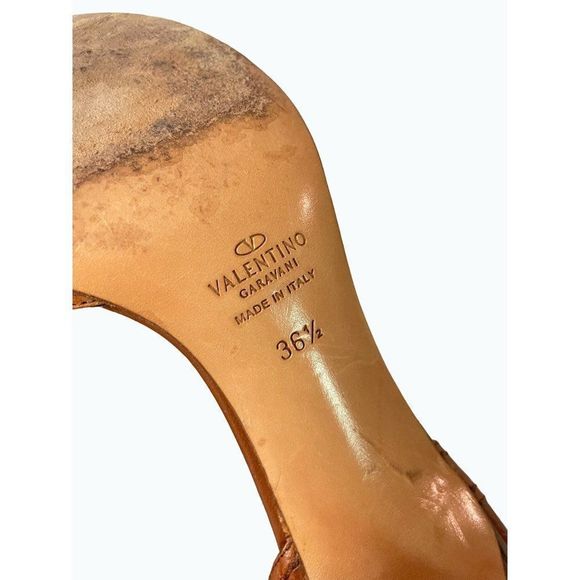 Valentino Garavani Brown Leather Sandals 36.5 US size 5.5 - Picture 6 of 9